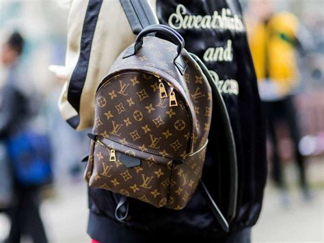 louis vuitton backpack fake